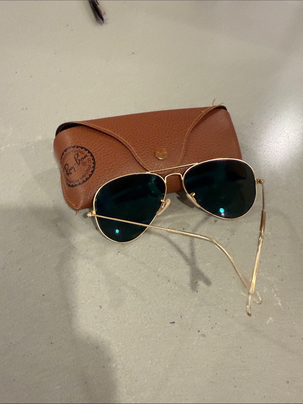 Ray-Ban Gold Aviator Sunglasses with Dark Green Lenses